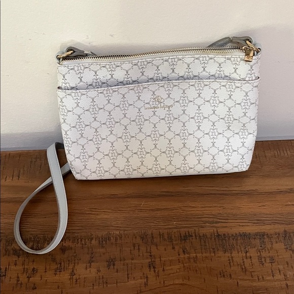 Nanette Lepore Handbags - Nanette Lepore Cream and Gray Patterned Crossbody Purse NWOT